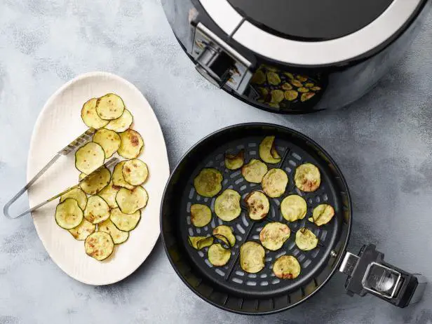 How to make Air Fryer Zucchini Chips